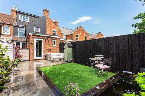 15 Lethbridge Road, Swindon, SN1 4BY