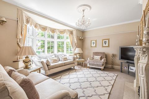 14 Blenheim Road, Bromley, BR1 2HA