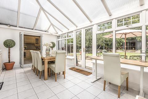 14 Blenheim Road, Bromley, BR1 2HA
