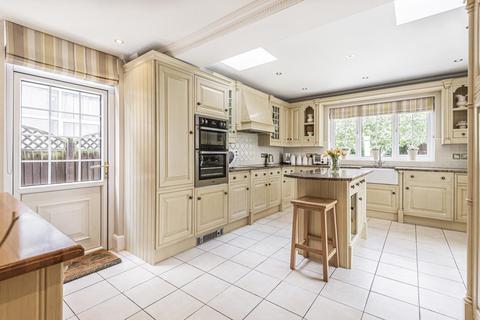 14 Blenheim Road, Bromley, BR1 2HA