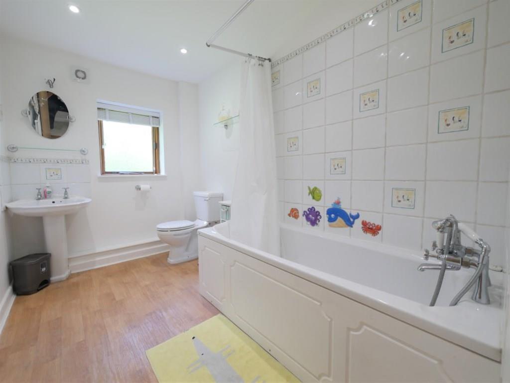 Lg bathroom