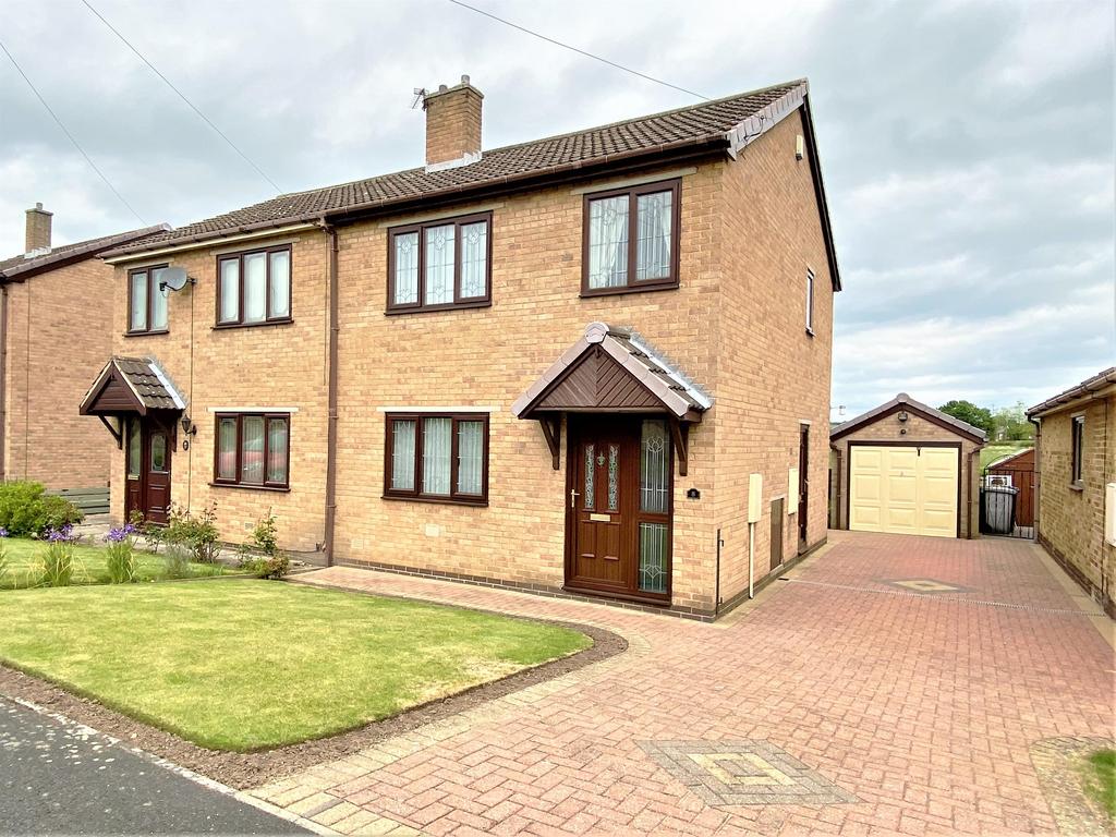 St Helens Close, Thurnscoe, Rotherham, S63 0RD 3 bed semidetached
