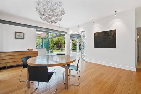 40 Waldeck Road, London, W13 8LZ