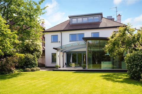40 Waldeck Road, London, W13 8LZ