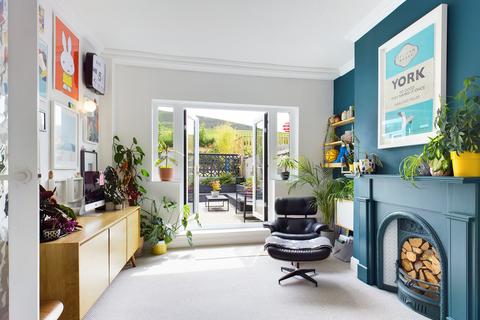 57 Manchester Road, Greenfield, Oldham, OL3 7ES