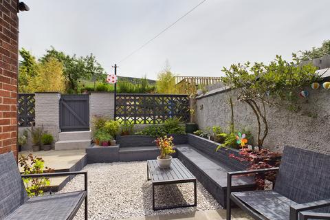 57 Manchester Road, Greenfield, Oldham, OL3 7ES