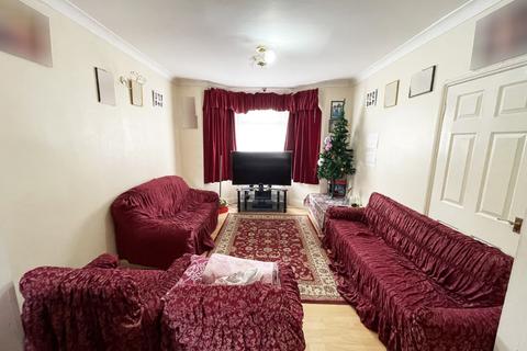 19 Shrubbery Road, Southall, UB1 2DU