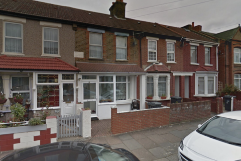 19 Shrubbery Road, Southall, UB1 2DU