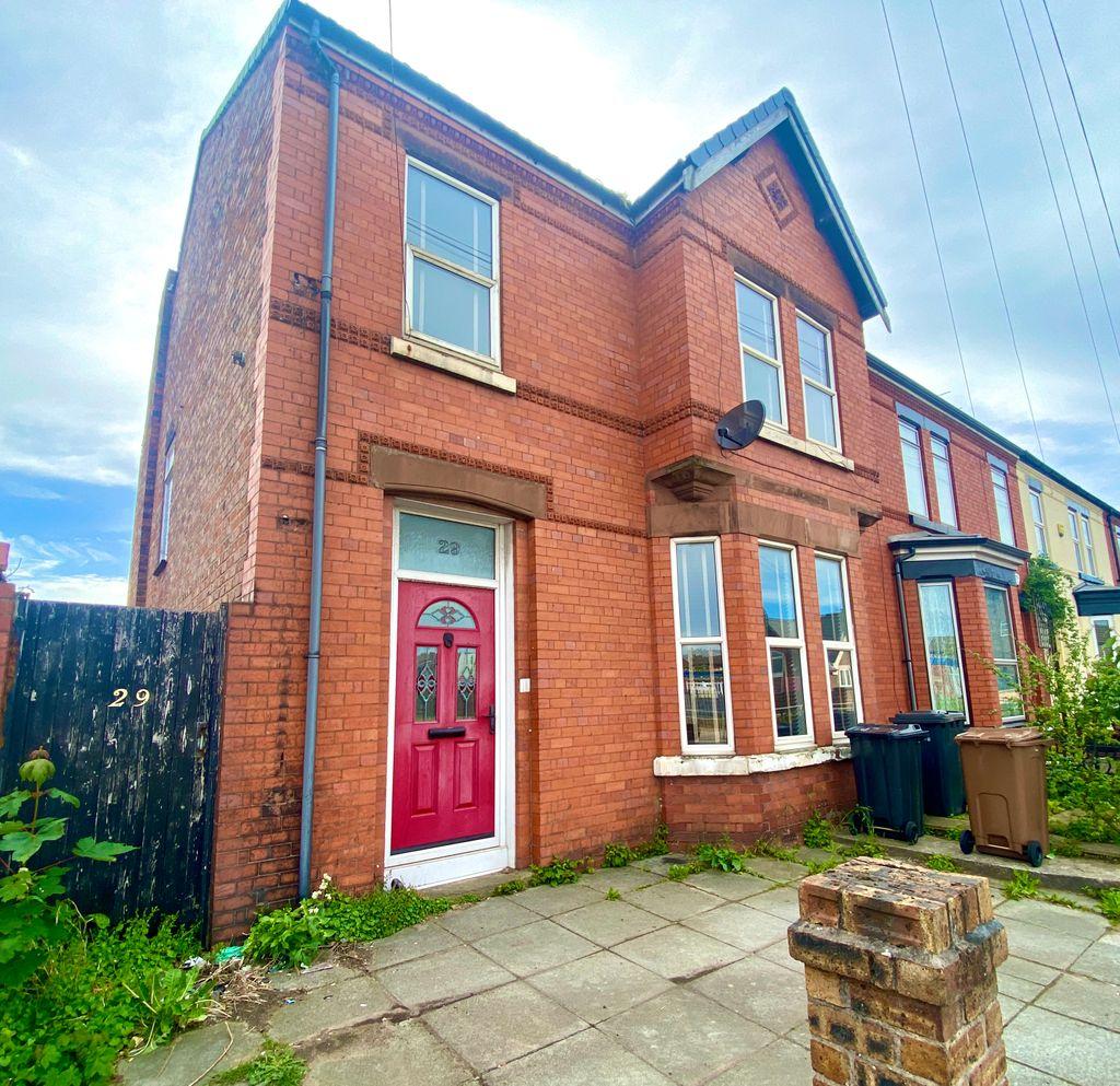 Road, Waterloo, Liverpool L22 8QE 5 bed semidetached house £220,000