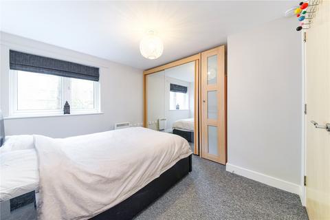 1 bedroom flat to rent, Oakleigh Court, Murray Grove, London, N1