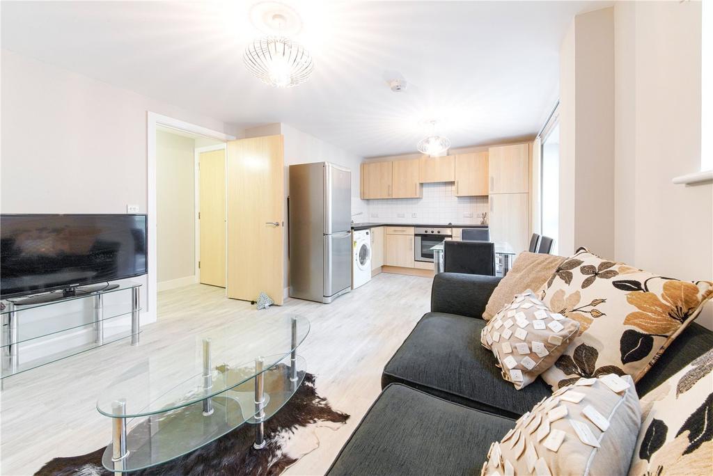 Apartment in London - More