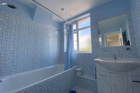 13 Ventnor Avenue, Stanmore, HA7 2HX