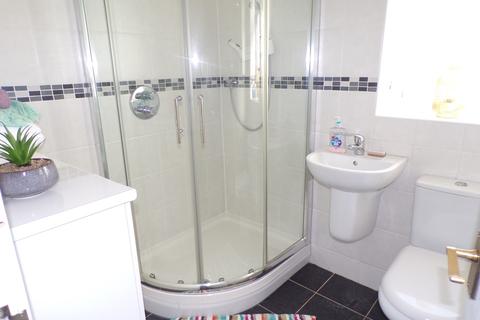 8 Bramble Close, Clayton, Bradford, BD14 6NN