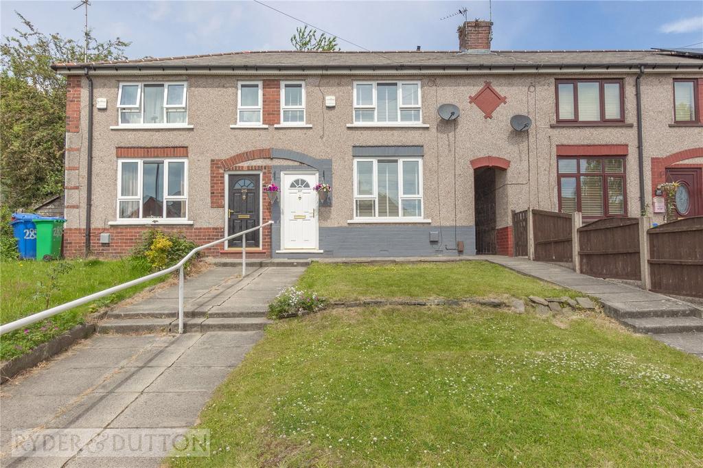 Boarshaw Road, Middleton, Manchester, M24 2 bed terraced house £130,000