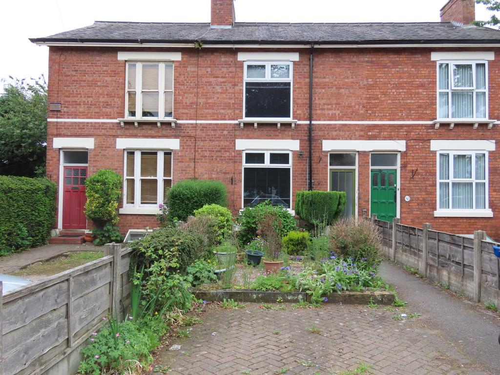 Banks Lane, Offerton 3 bed terraced house £895 pcm (£207 pw)