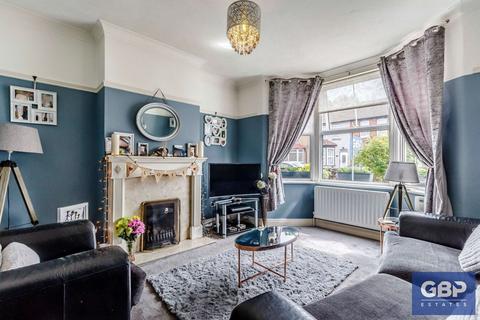 68 Douglas Road, Hornchurch, RM11 1AR