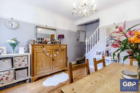 68 Douglas Road, Hornchurch, RM11 1AR