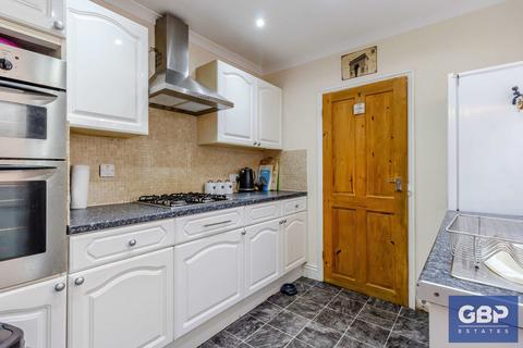 68 Douglas Road, Hornchurch, RM11 1AR