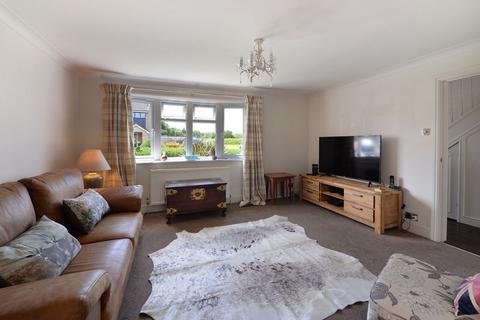 32 Beverley Crescent, Tonbridge, TN9 2RD