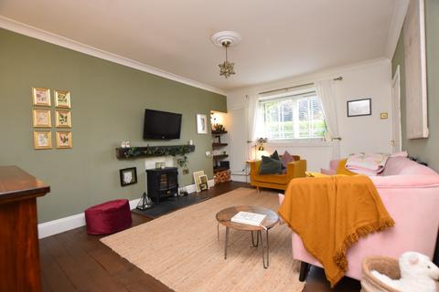 Fernbank High Street, Rattray, Blairgowrie, PH10 7DE