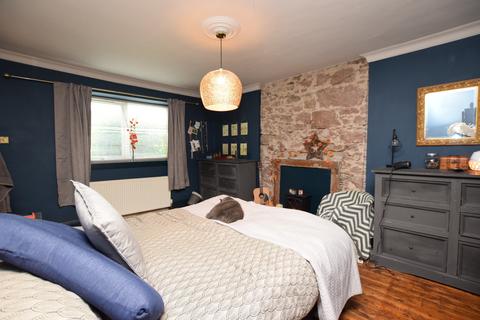 Fernbank High Street, Rattray, Blairgowrie, PH10 7DE