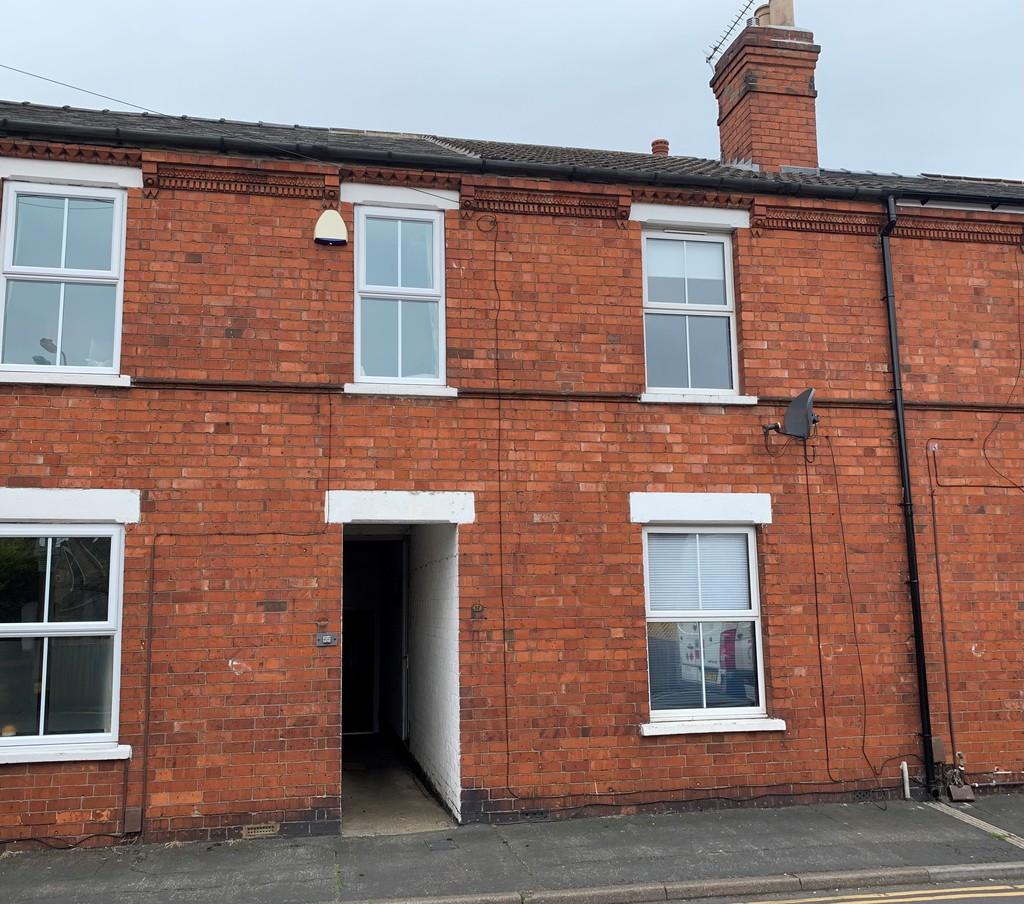 Mill Road, Lincoln 3 bed terraced house £650 pcm (£150 pw)