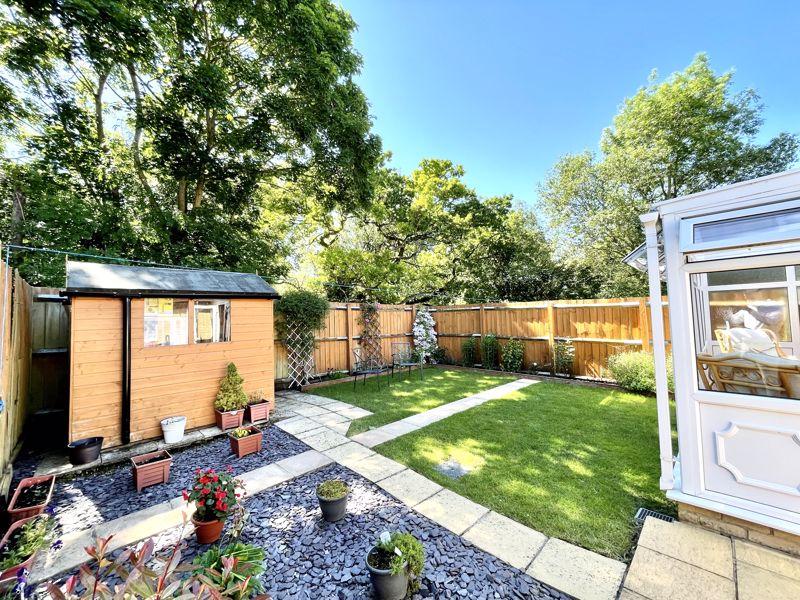 Tendring Mews, Harlow 2 bed bungalow £350,000