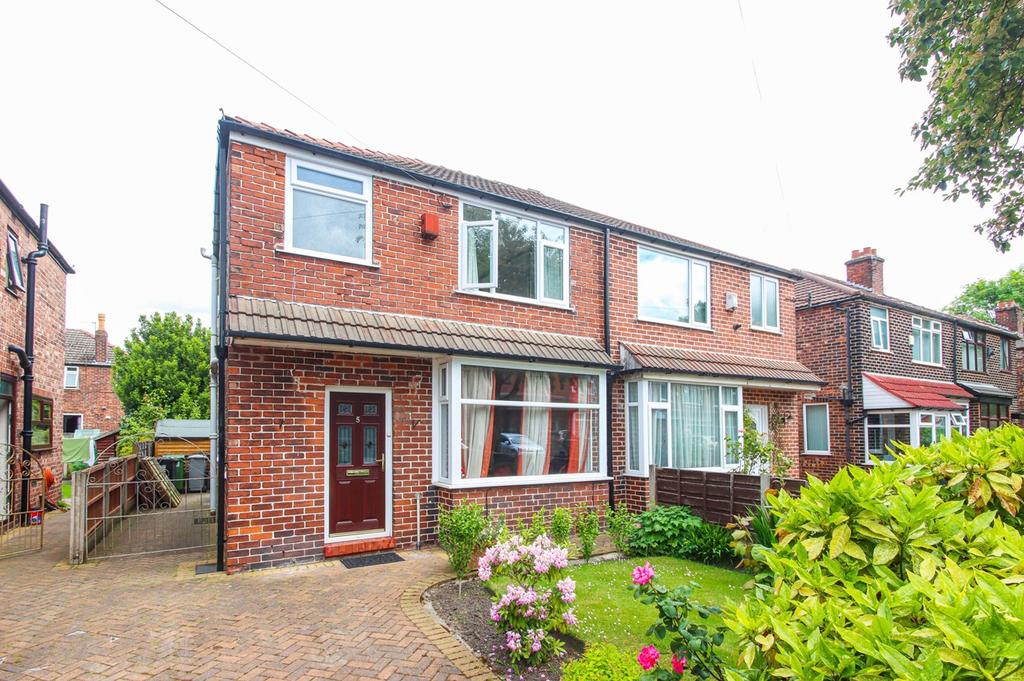 Ascot Avenue, Stretford, Manchester, M32 3 bed semidetached house £
