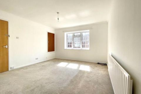 38 Stevens Close, Epsom, KT17 4RG