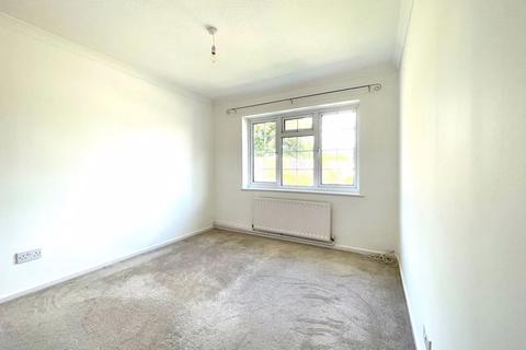 38 Stevens Close, Epsom, KT17 4RG