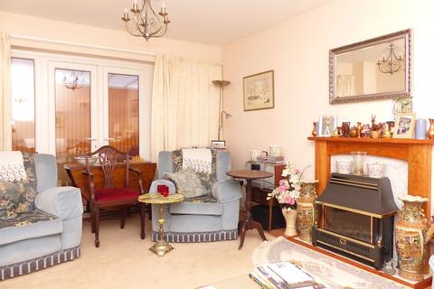 8 Arlescote Close, Sutton Coldfield, B75 5AJ