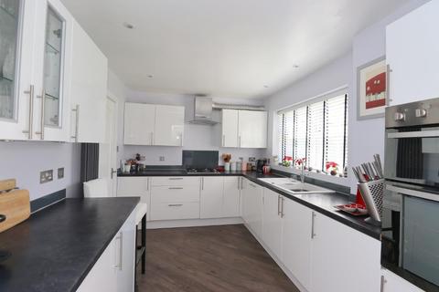 19 Ashby Drive, Barton Le Clay, Bedford, MK45 4SA