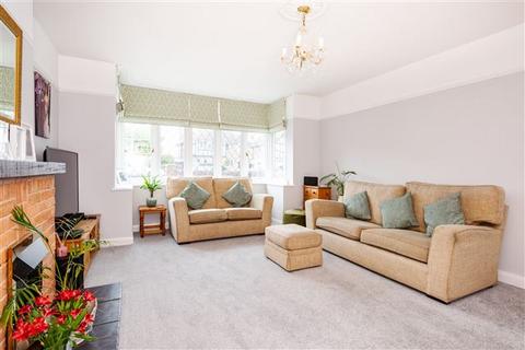 4 bedroom detached house for sale, George V Avenue, West Worthing, West Sussex, BN11 5RQ