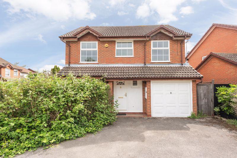 Thorneycroft Close, WaltonOnThames 4 bed detached house £545,000