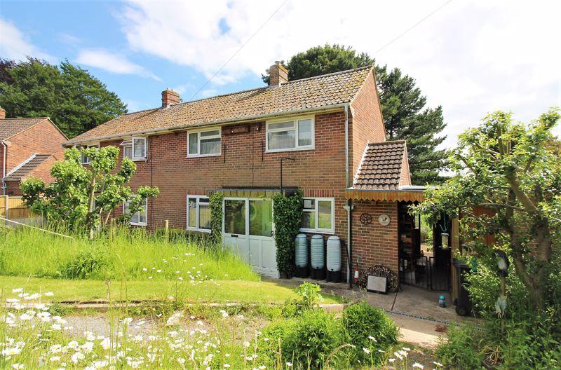 Blackdown View, Ilminster 2 bed semidetached house £180,000