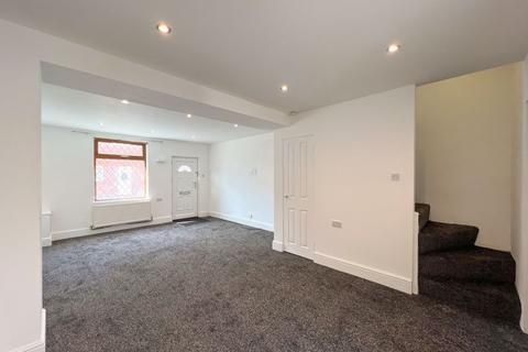 2 bedroom terraced house to rent, Davenport Street, Congleton