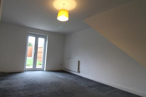 2 bedroom semi-detached house to rent, Hall Street, Swadlincote