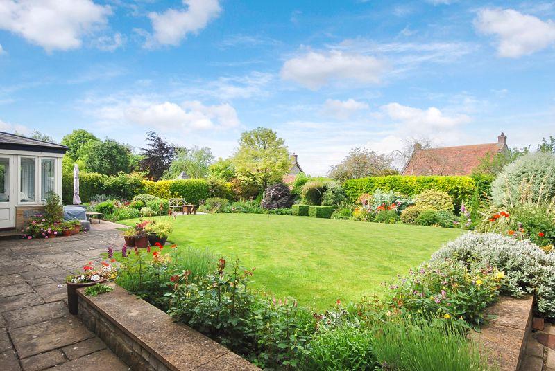 LONG SUTTON. Between Somerton & 5 bed detached house £800,000