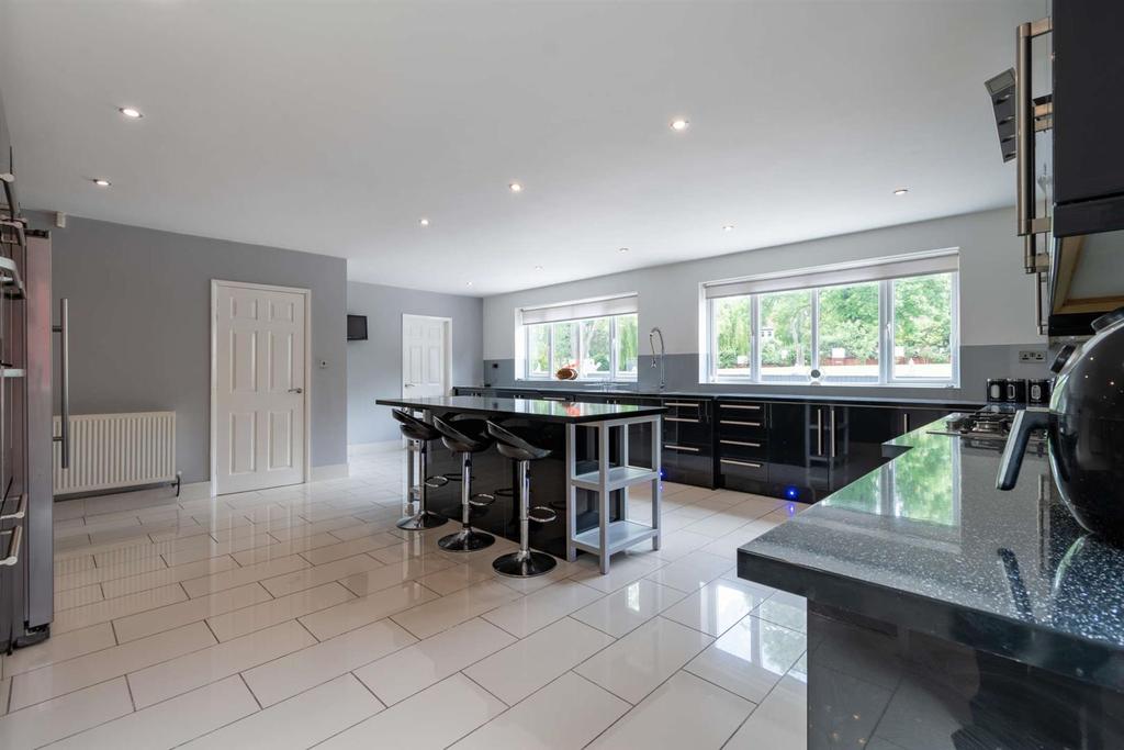 8466566-interior15-800.jpg