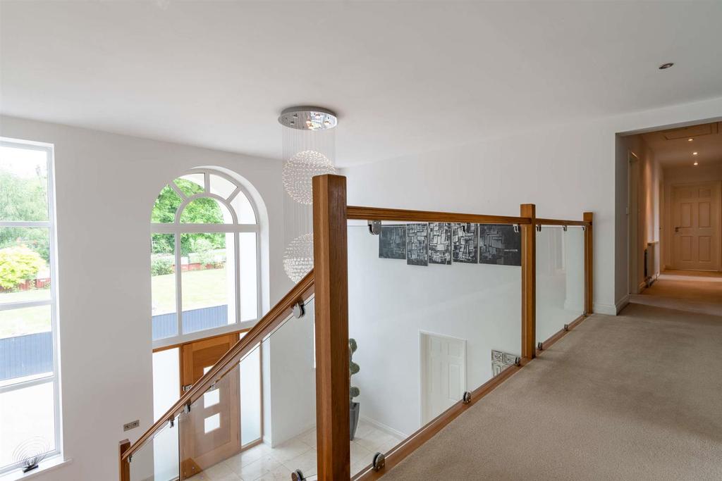 8466566-interior30-800.jpg