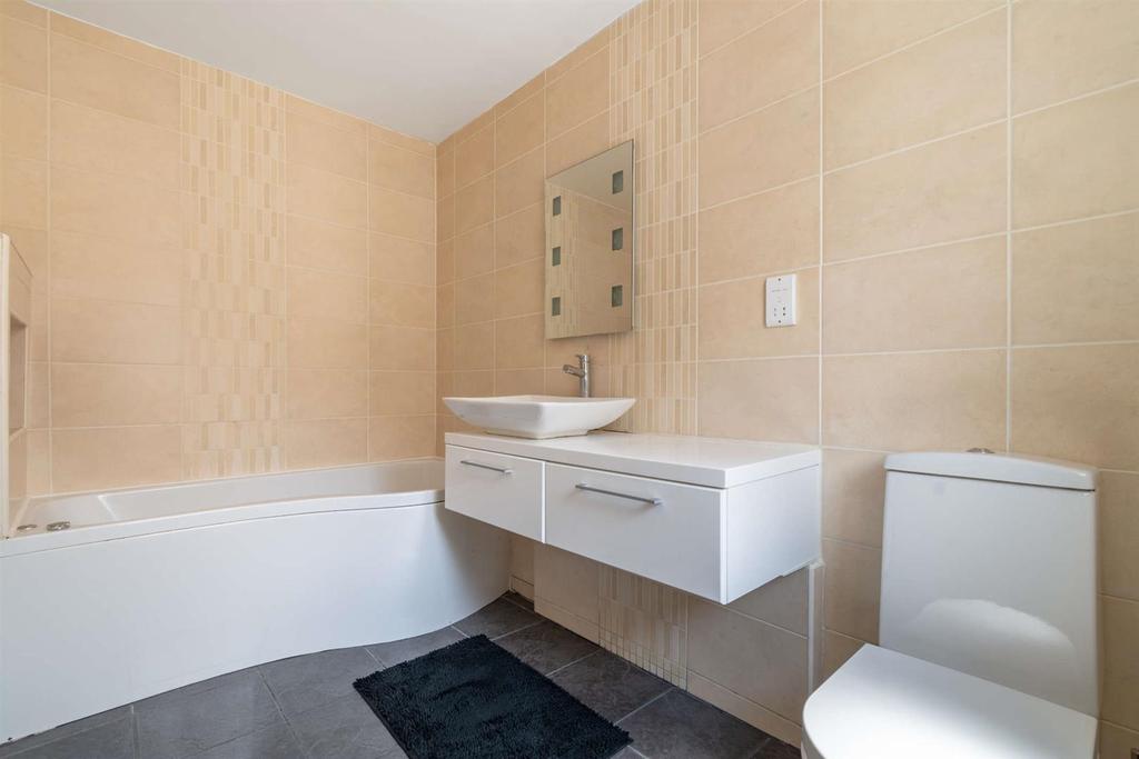 8466566-interior43-800.jpg