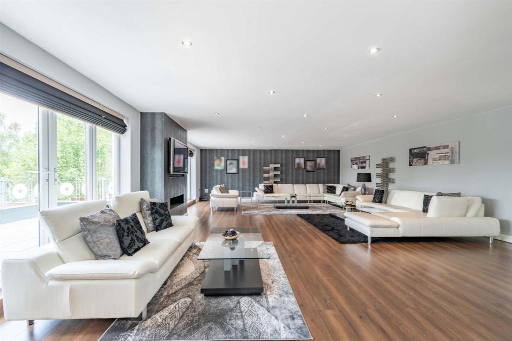 8466566-interior04-800.jpg