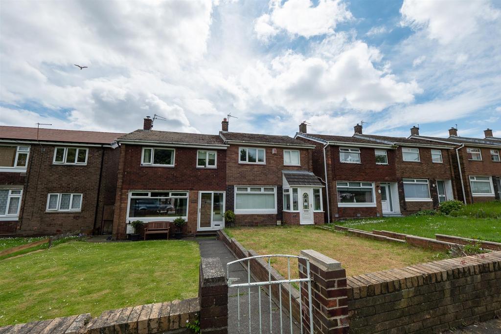 Emsworth Road, Carley Hill, Sunderland 3 bed semidetached house £75,000