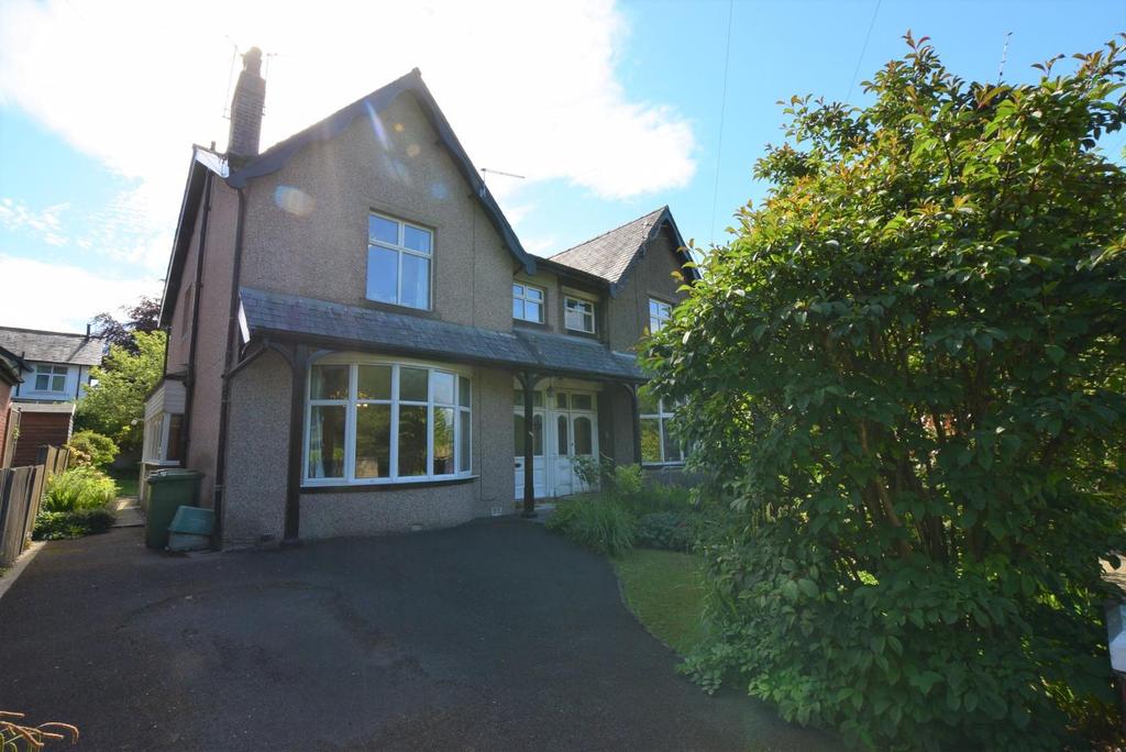 Gisburn Road, Barrowford, Nelson 4 bed semidetached house for sale £