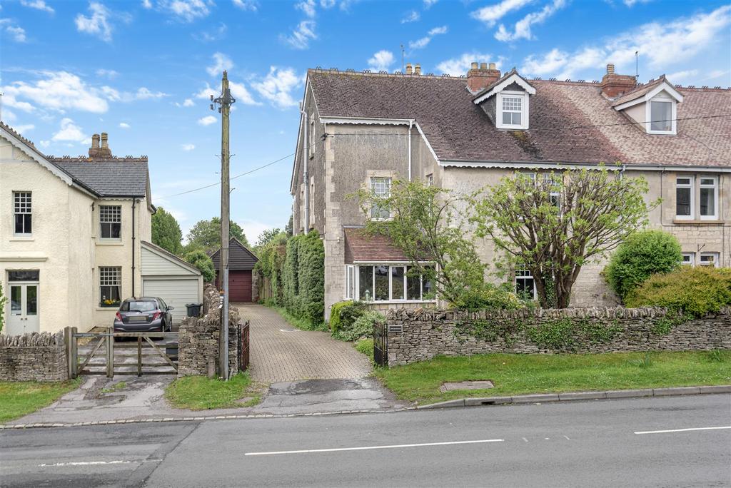 65, Windmill Road, Minchinhampton, 5 bed semidetached house £825,000
