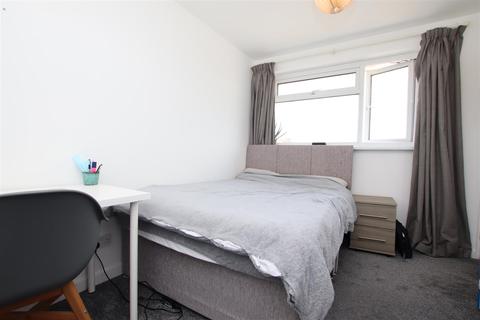 1 Byron Road, Exeter, EX2 5QN