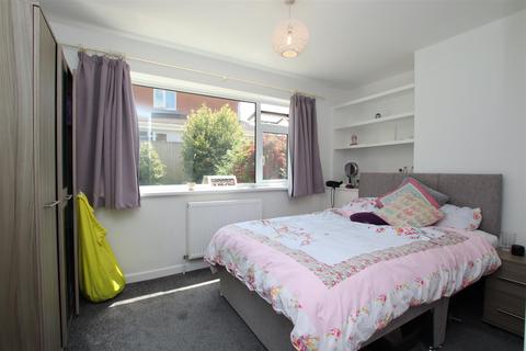 1 Byron Road, Exeter, EX2 5QN