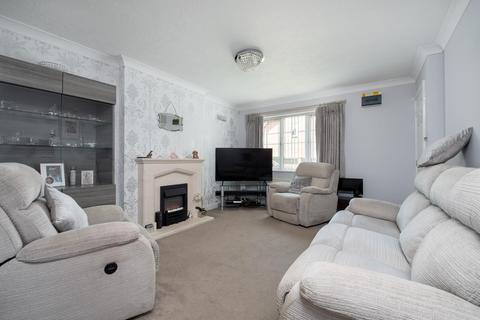 21 Hazel Road, Boroughbridge, York, YO51 9UT