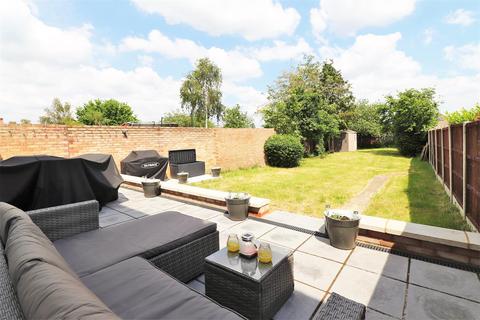 88 Raeburn Road, Sidcup, DA15 8RF