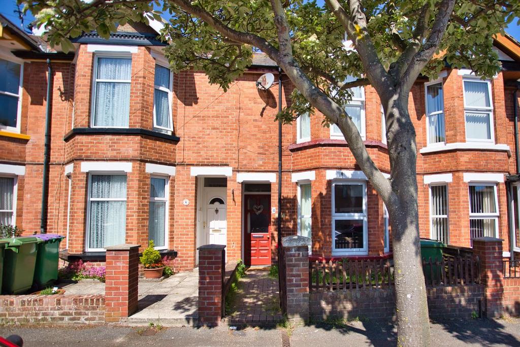 St. Francis Road, Folkestone 3 bed terraced house £280,000